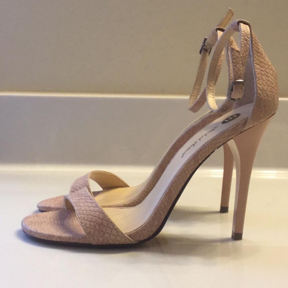 Michael Antonio thin ankle strap stilettos SZ 7.5